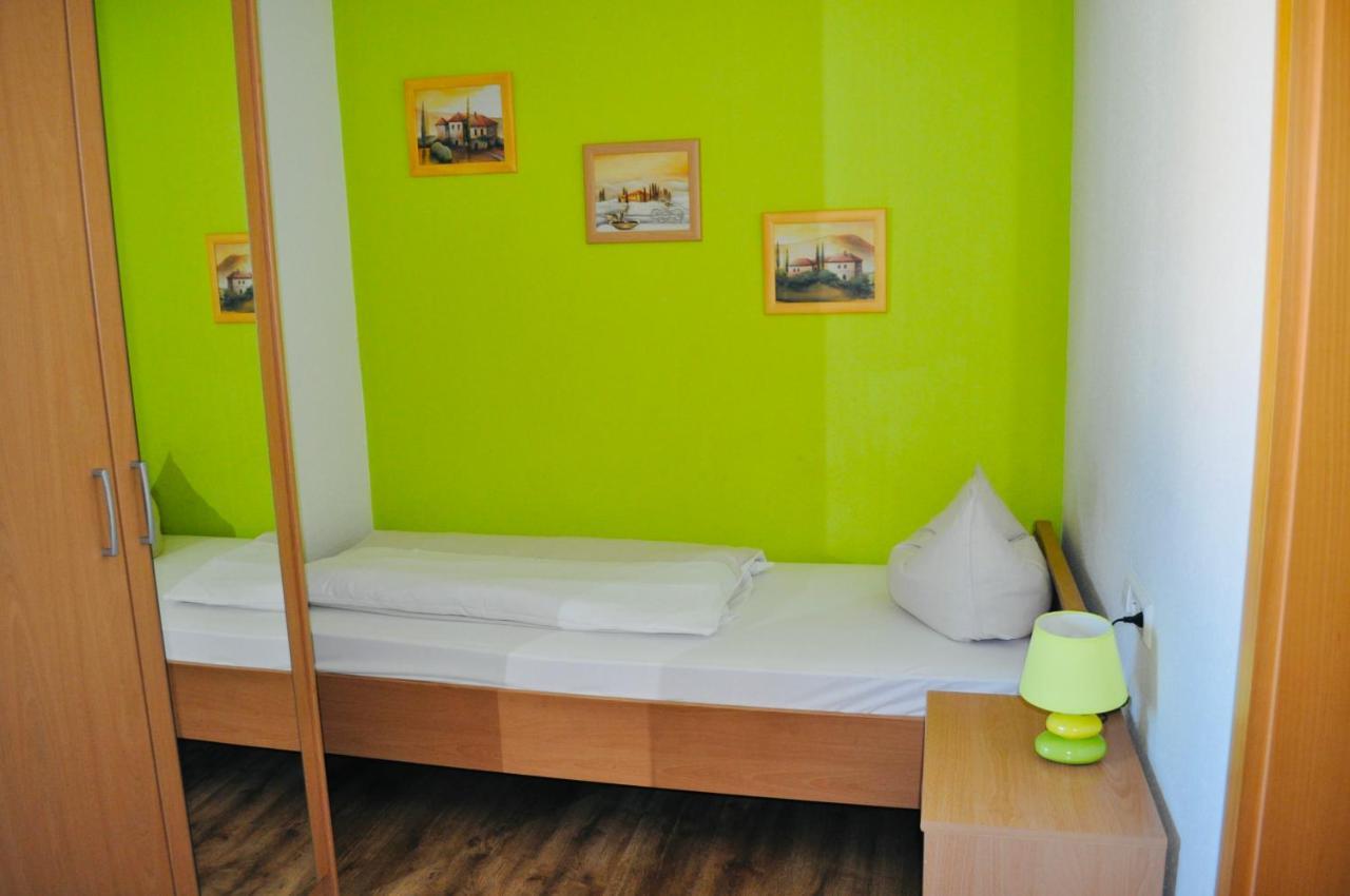 Hotel Discovery Штутгарт Екстер'єр фото