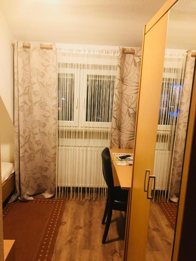 Hotel Discovery Штутгарт Екстер'єр фото